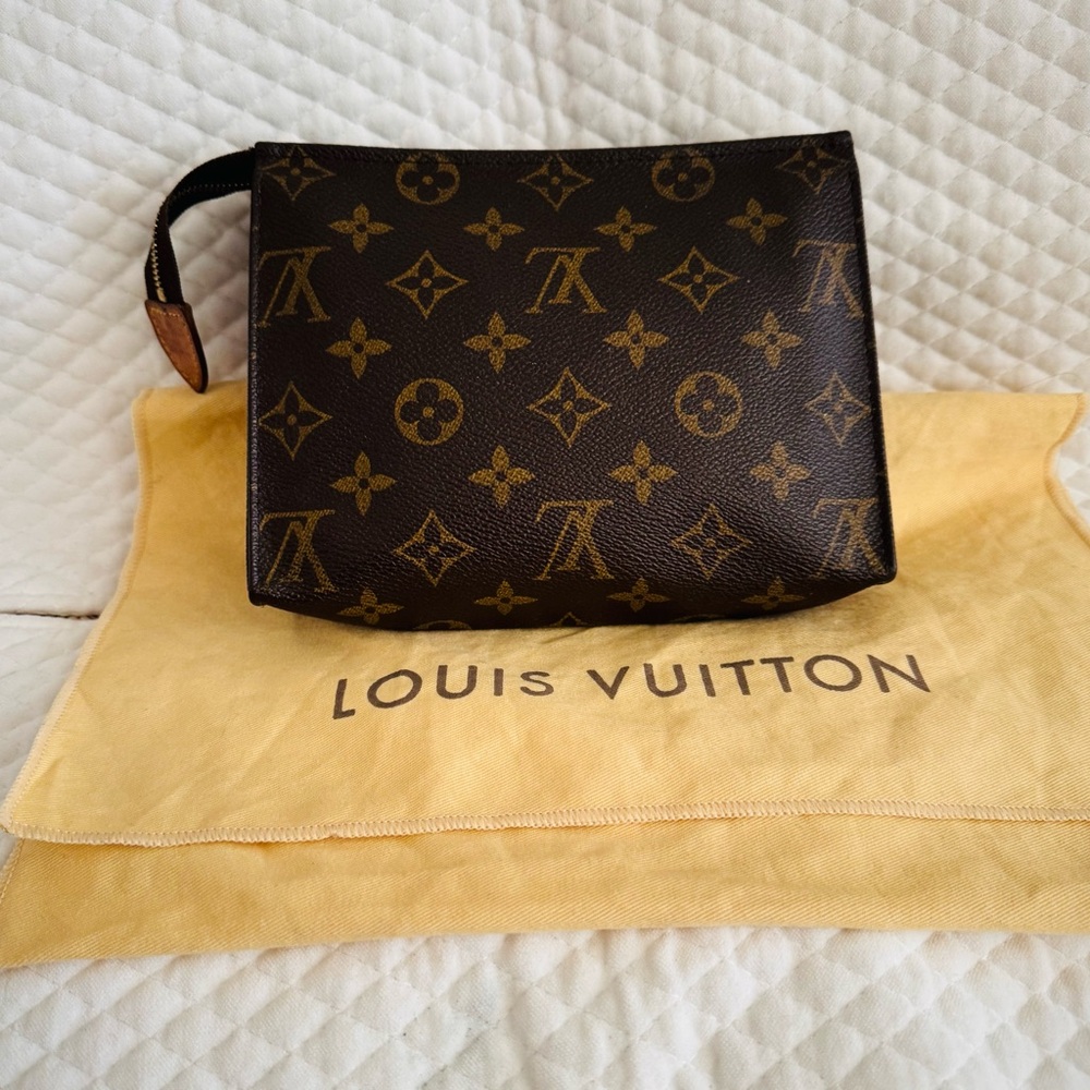 SOLD - Louis Vuitton Brown and Gold Monogram Clutch